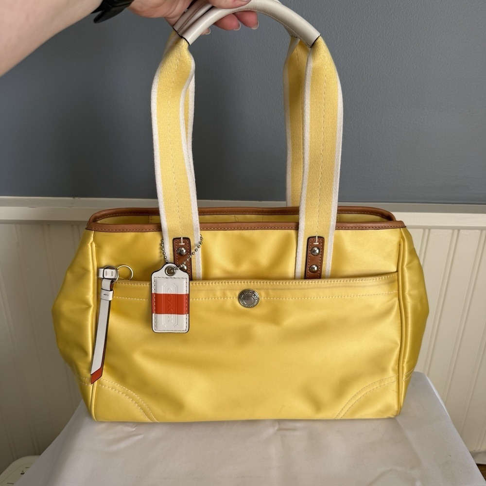 COACH 2009 Hampton Yellow & White Satin Sateen Satchel Shoulder Bag Purse F11993